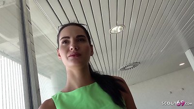 德国童子军 - 薄假期青少年梅根匡威公开戳在 PICK UP 试镜