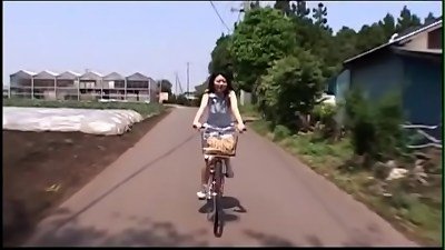 传真故事 1003.1 完整版：bit.ly/FullJAV003